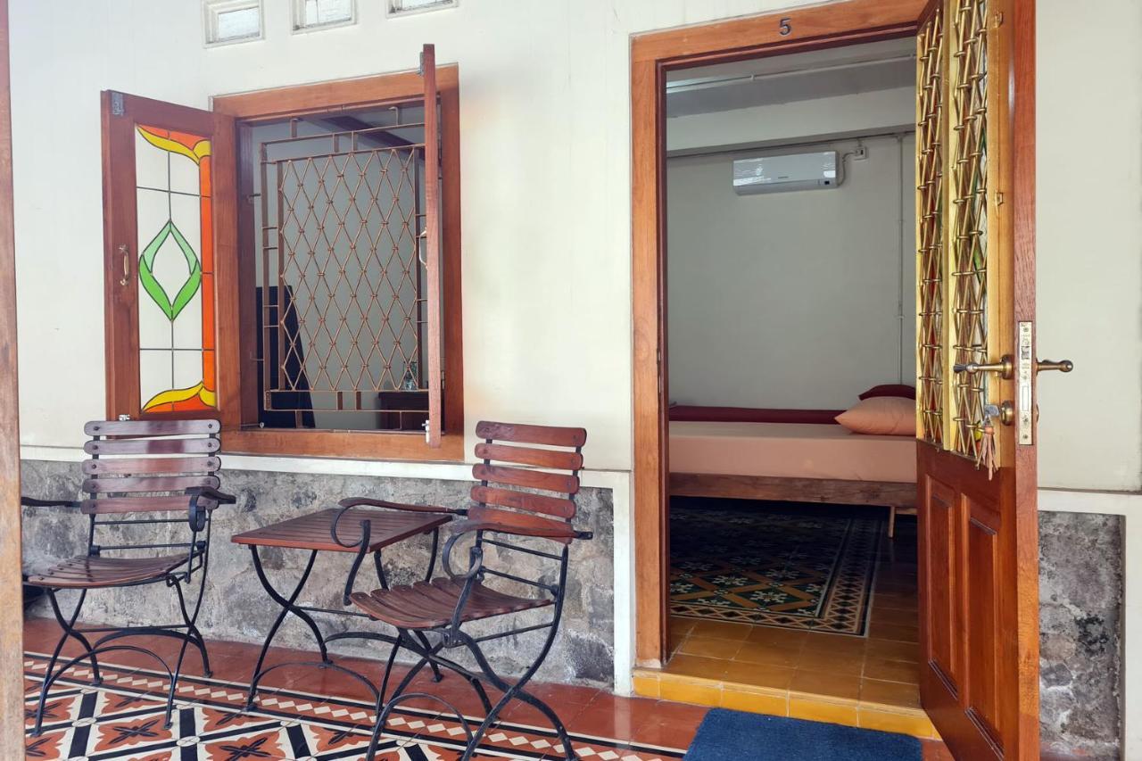 Omah Pitoe Yogya Homestay يوغياكارتا المظهر الخارجي الصورة