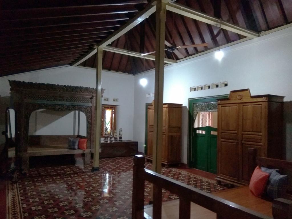 Omah Pitoe Yogya Homestay يوغياكارتا المظهر الخارجي الصورة