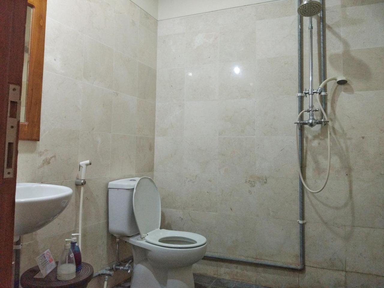 Omah Pitoe Yogya Homestay يوغياكارتا المظهر الخارجي الصورة