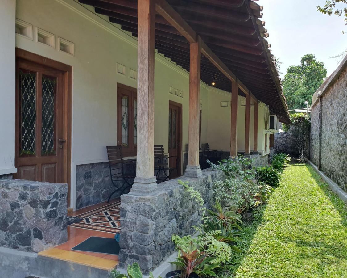 Omah Pitoe Yogya Homestay يوغياكارتا المظهر الخارجي الصورة